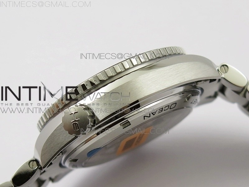 Planet Ocean 600M Co-Axial GMT 43.5mm VSF 1:1 Best Edition Blue Dial Blue Ceramic Bezel on SS Bracelet A8605 Super Clone